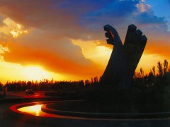 鸣翠夕照